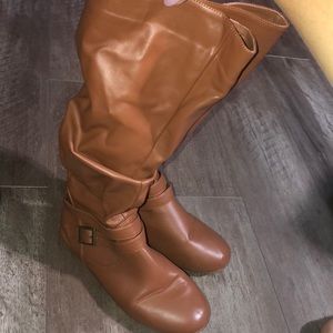 Brown boots